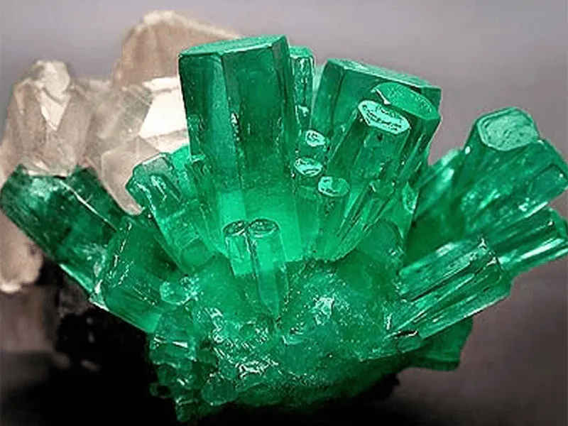 Phật bản mệnh Đá Ngọc Bích