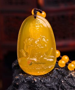 Phật bản mệnh Như Lại Đại Nhật Thạch Anh Vàng
